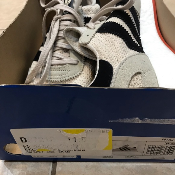 Men’s 11 Adidas Originals - Picture 2 of 8